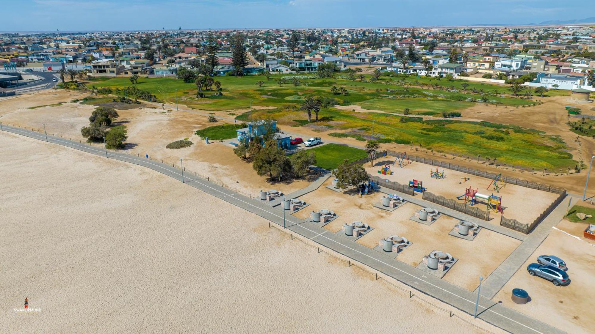 Cottage On Diamond Street Swakopmund Exterior photo